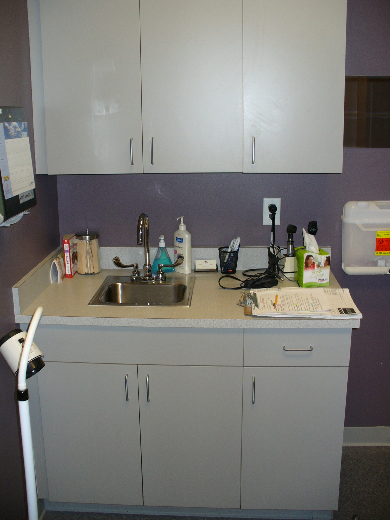 Full Size Exam Room Picture